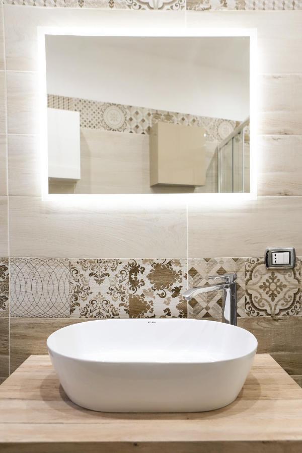 Cozy Apartment In Piazza Cavour By Wonderful Italy Neapol Zewnętrze zdjęcie