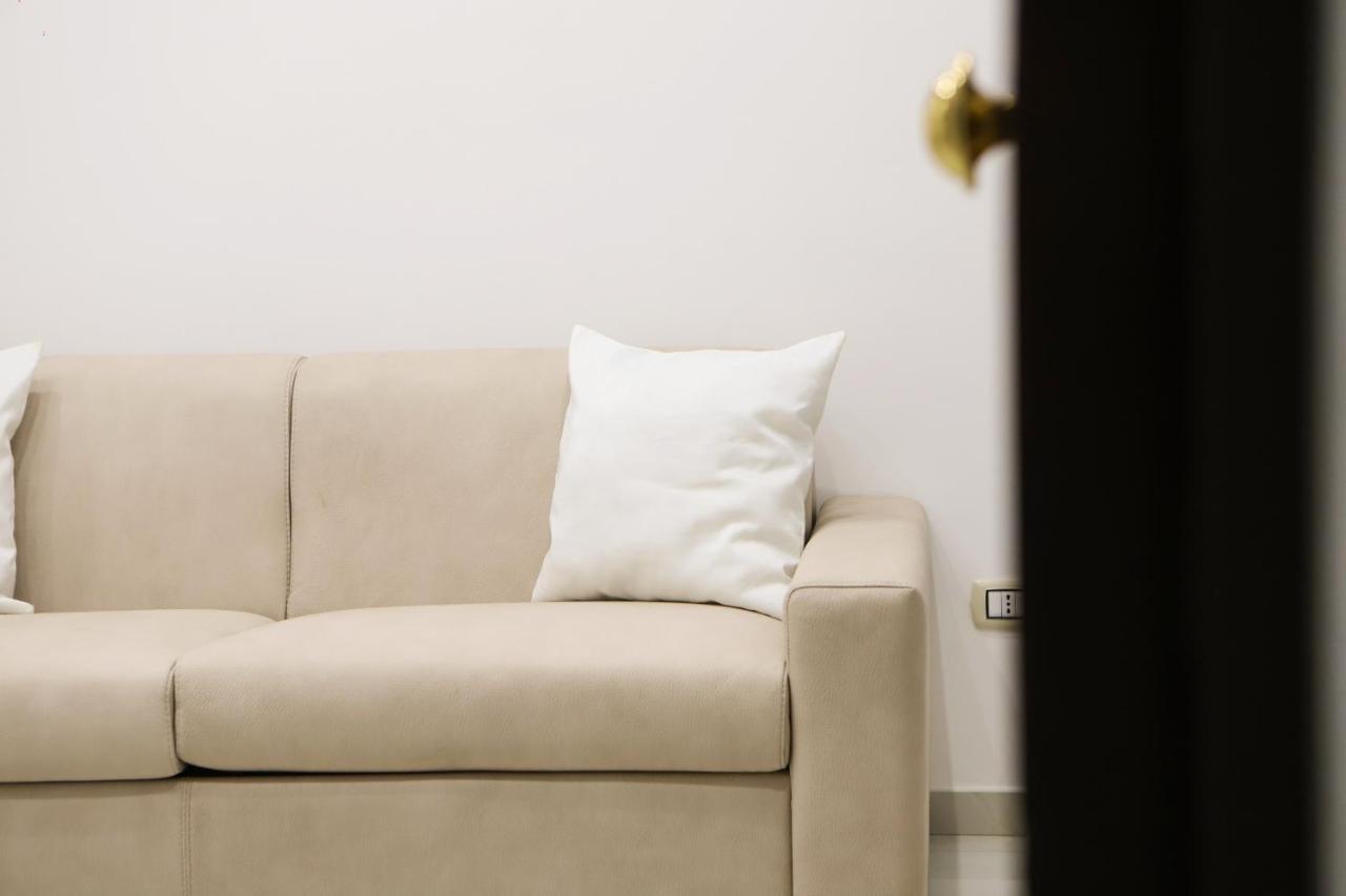 Cozy Apartment In Piazza Cavour By Wonderful Italy Neapol Zewnętrze zdjęcie